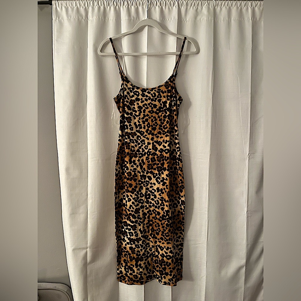 Fashion nova leopard dress